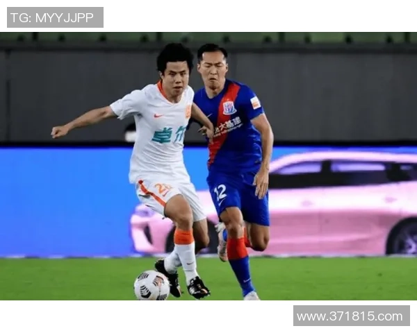 武汉篮球队在城市联赛积分榜上以77分稳居第一名展现强劲实力